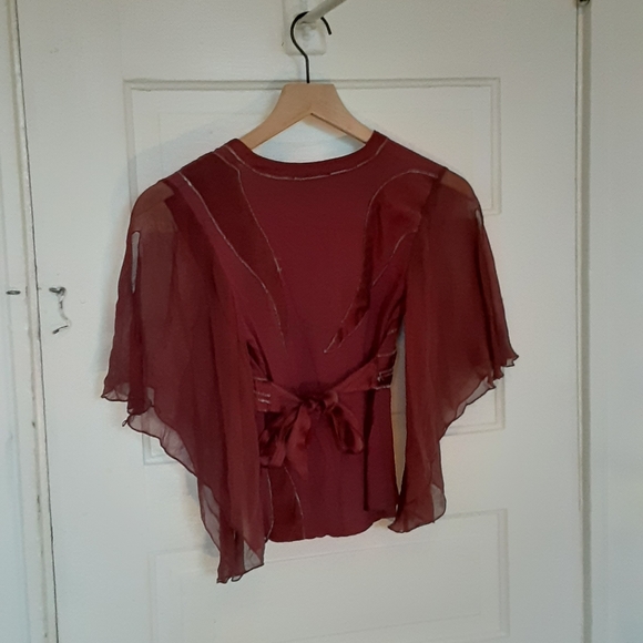 Silk Flutter BeBe Top - Picture 2 of 4